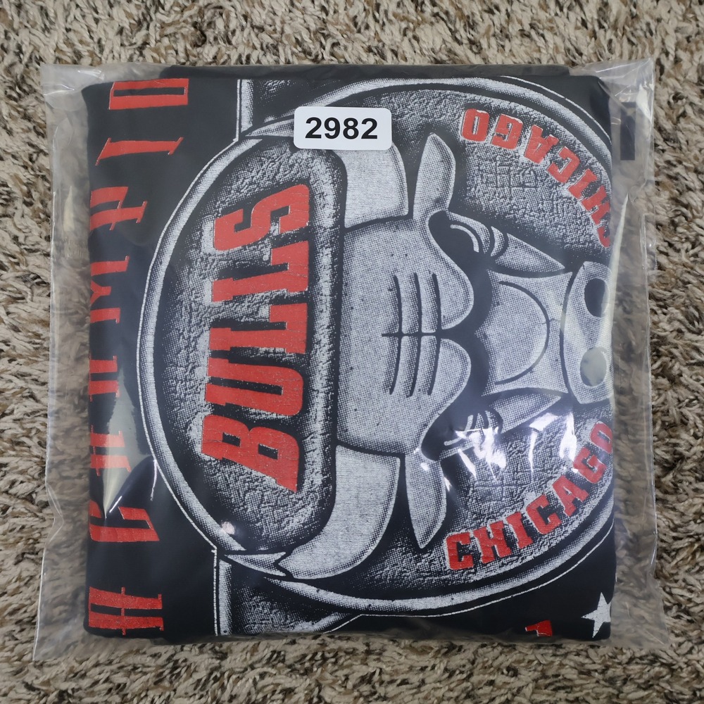 Vintage 1996 Chicago Bulls NBA Champions T-Shirt XL 90s Streetwear Black - Picture 9 of 9
